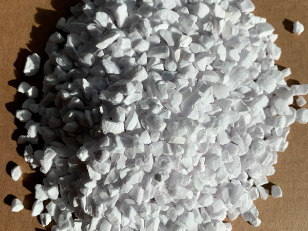 The Role of Tabular Alumina Powder in Top-Tier Surface Preparation